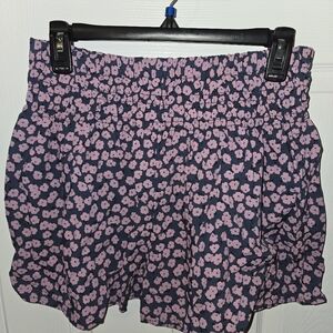 Girls size 18 culotte shorts